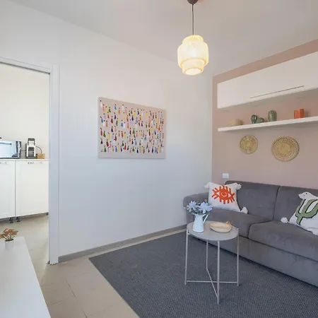 Casa Primavera * В'яреджо